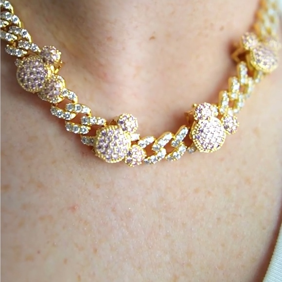 Diamond Dolls Co - Elegant Necklace with Mickey Accents - Picture 2 of 6